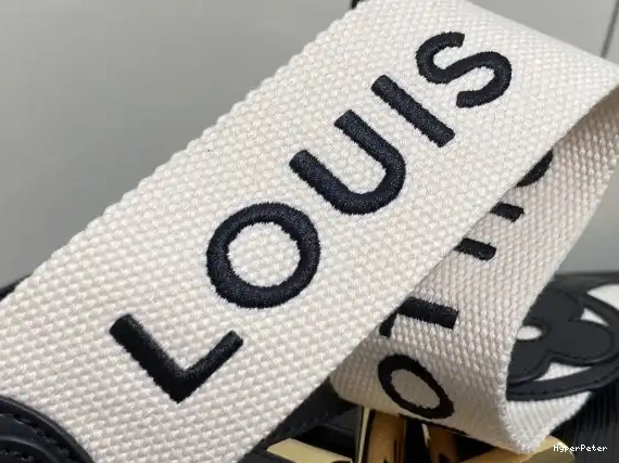 TWIST MM-23*17*9.5CM LOUIS VUITTON 0619
